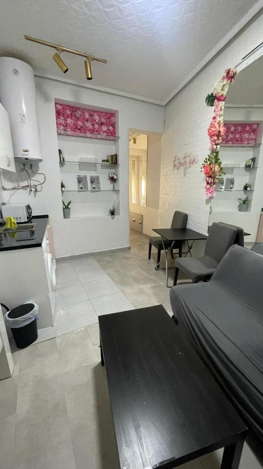 Huertas Apartamento — Photos 1