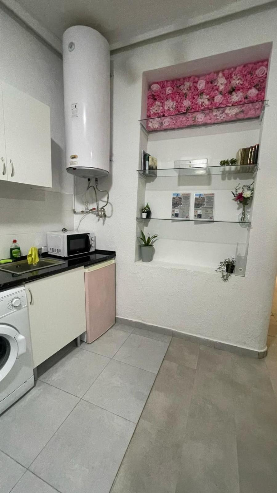 Huertas Apartamento — Photos 2
